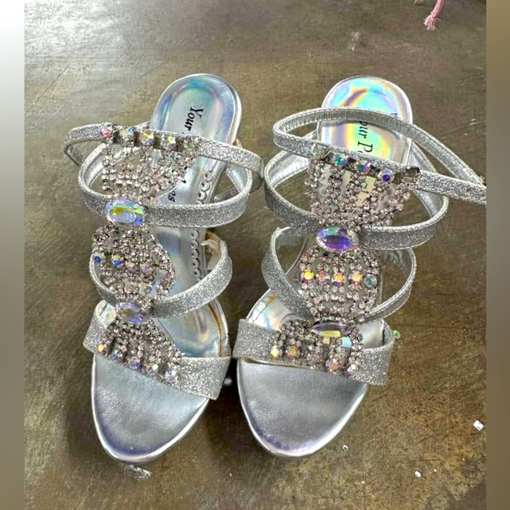 Pageant Shoes-Stone missing on top right- New